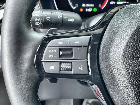 New 2025 Honda Pilot TrailSport image 17