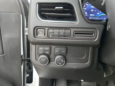 Used 2023 Chevrolet Tahoe RST image 29