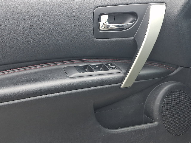 Used 2011 Nissan Rogue SV w/ SL Pkg AWD/4WD image 21