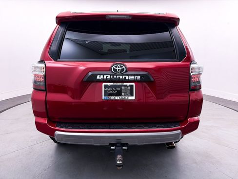 Used 2019 Toyota 4Runner TRD Off-Road Premium image 15
