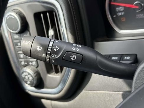 Used 2019 Chevrolet Silverado 1500 LTZ w/ LTZ Premium Package AWD/4WD image 23