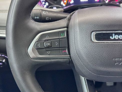 Certified 2024 Jeep Compass Limited image 32