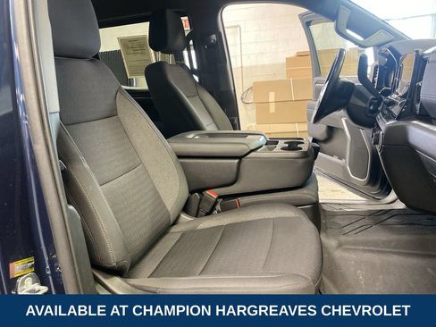 Used 2022 Chevrolet Silverado 1500 LT AWD/4WD image 36