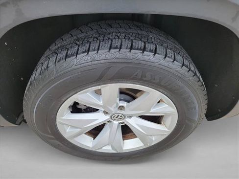 Used 2018 Volkswagen Atlas SEL FWD image 11