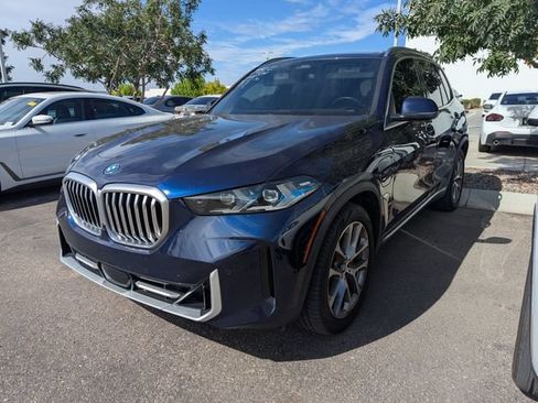 Certified 2024 BMW X5 xDrive50e w/ Premium Package AWD/4WD image 2