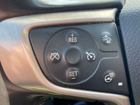 Used 2022 GMC Canyon Denali AWD/4WD image 20