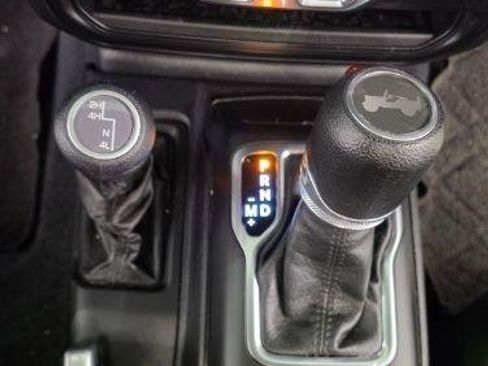 Used 2020 Jeep Wrangler Unlimited Sport AWD/4WD image 26
