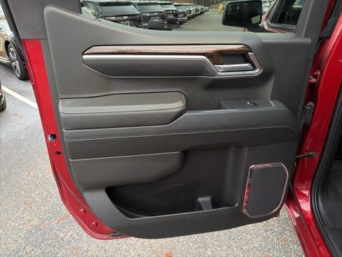 Certified 2024 GMC Sierra 1500 Elevation image 9