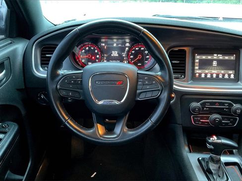 Certified 2020 Dodge Charger SXT w/ Blacktop Package image 5