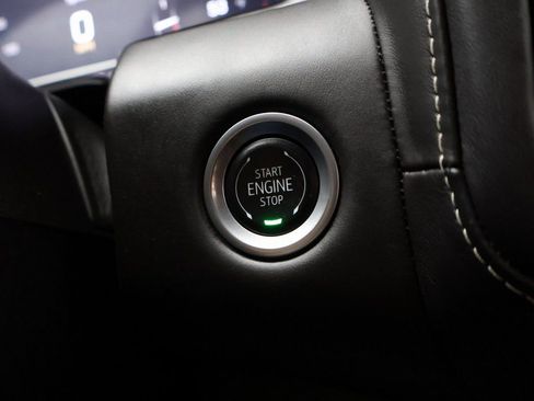 Certified 2024 GMC Yukon Denali Ultimate image 43