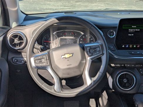 Used 2025 Chevrolet Blazer LT image 23