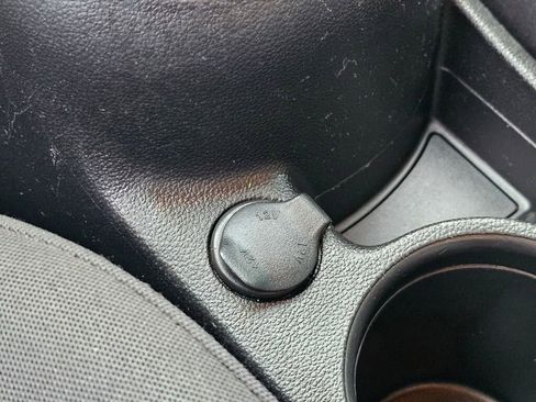 Used 2014 Chevrolet Cruze LS image 28