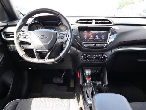 Used 2021 Chevrolet TrailBlazer RS w/ Convenience Package FWD image 5