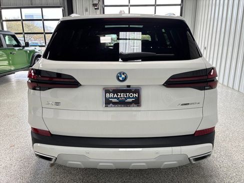 Used 2025 BMW X5 xDrive50e w/ Premium Package image 6