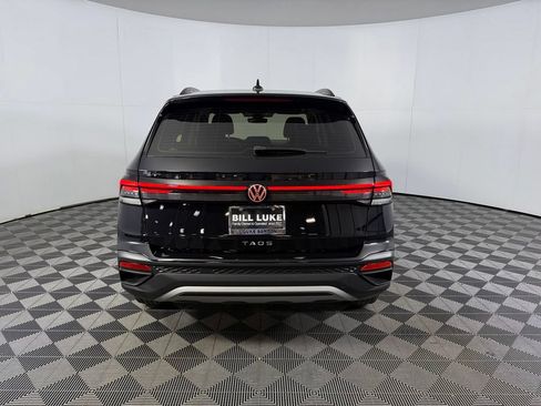 Used 2025 Volkswagen Taos S FWD image 9