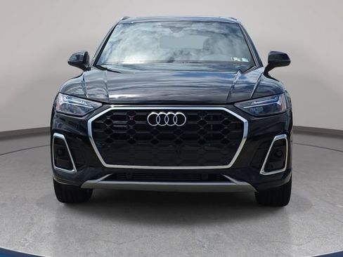 Used 2023 Audi Q5 e Premium w/ Convenience Package AWD/4WD image 3