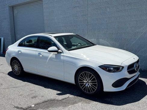Used 2023 Mercedes-Benz C 300 Sedan image 8