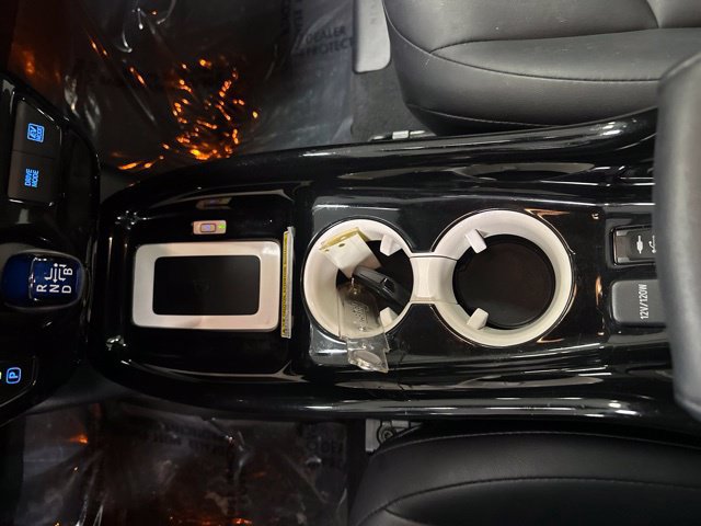 Used 2016 Toyota Prius Four Touring FWD image 13