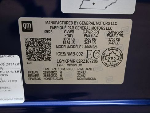 Used 2024 Cadillac Lyriq Tech RWD image 8