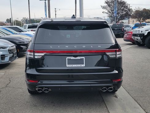 New 2026 Lincoln Aviator Reserve w/ Luxury Package image 5