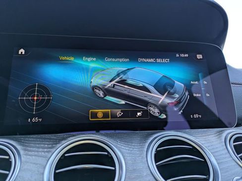 Used 2022 Mercedes-Benz E 53 AMG 4MATIC Sedan image 29