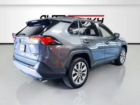 Used 2024 Toyota RAV4 Limited w/ Advanced Technology Package AWD/4WD image 7