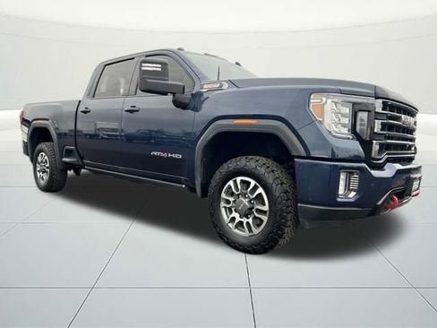Used 2022 GMC Sierra 2500 AT4 w/ AT4 Preferred Package image 9