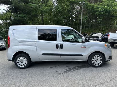 Used 2019 RAM ProMaster City SLT FWD image 3