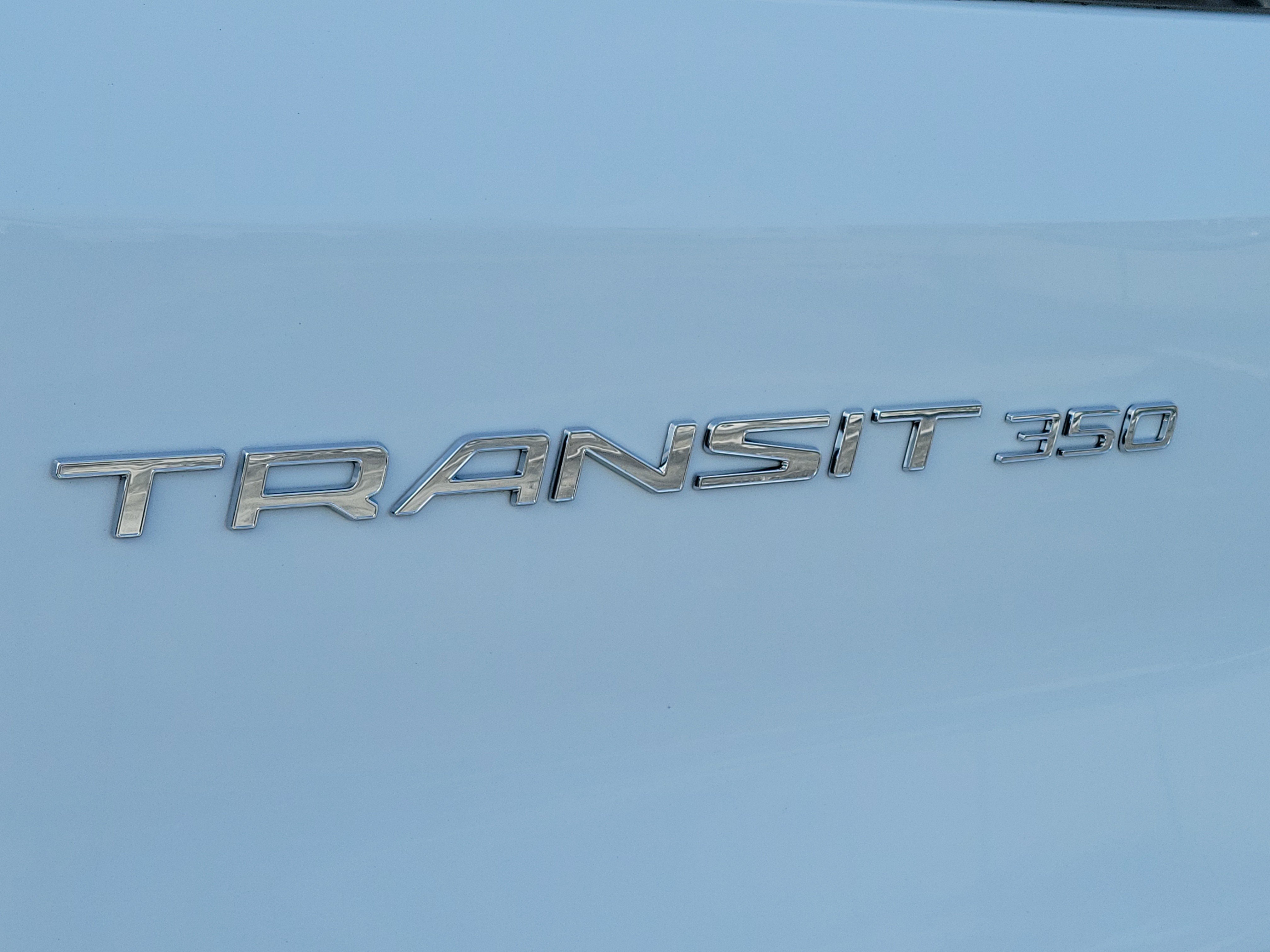 Used 2018 Ford Transit 350 XL RWD image 11