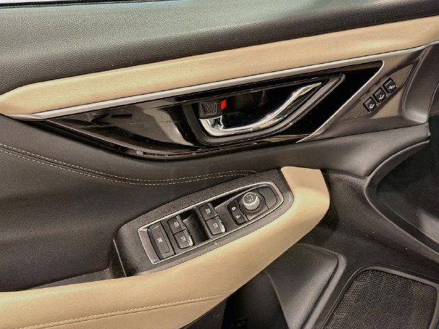 Used 2023 Subaru Outback Limited AWD/4WD image 15