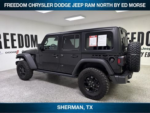 Used 2025 Jeep Wrangler Unlimited Sport AWD/4WD image 6