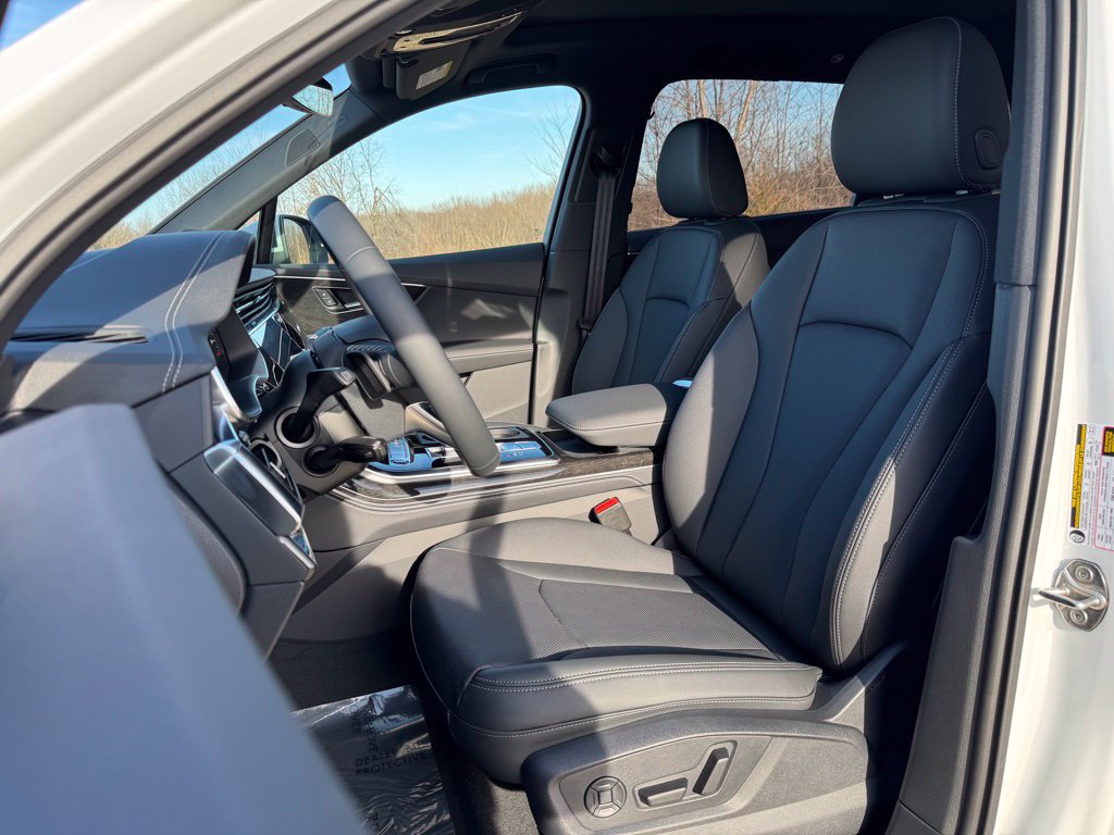 New 2026 Audi Q7 3.0T Premium Plus AWD/4WD image 5