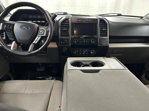 Used 2020 Ford F150 XLT w/ Equipment Group 302A Luxury AWD/4WD image 15