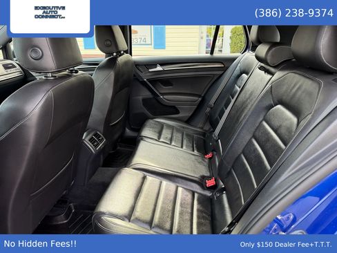 Used 2017 Volkswagen Golf R 4-Door image 12