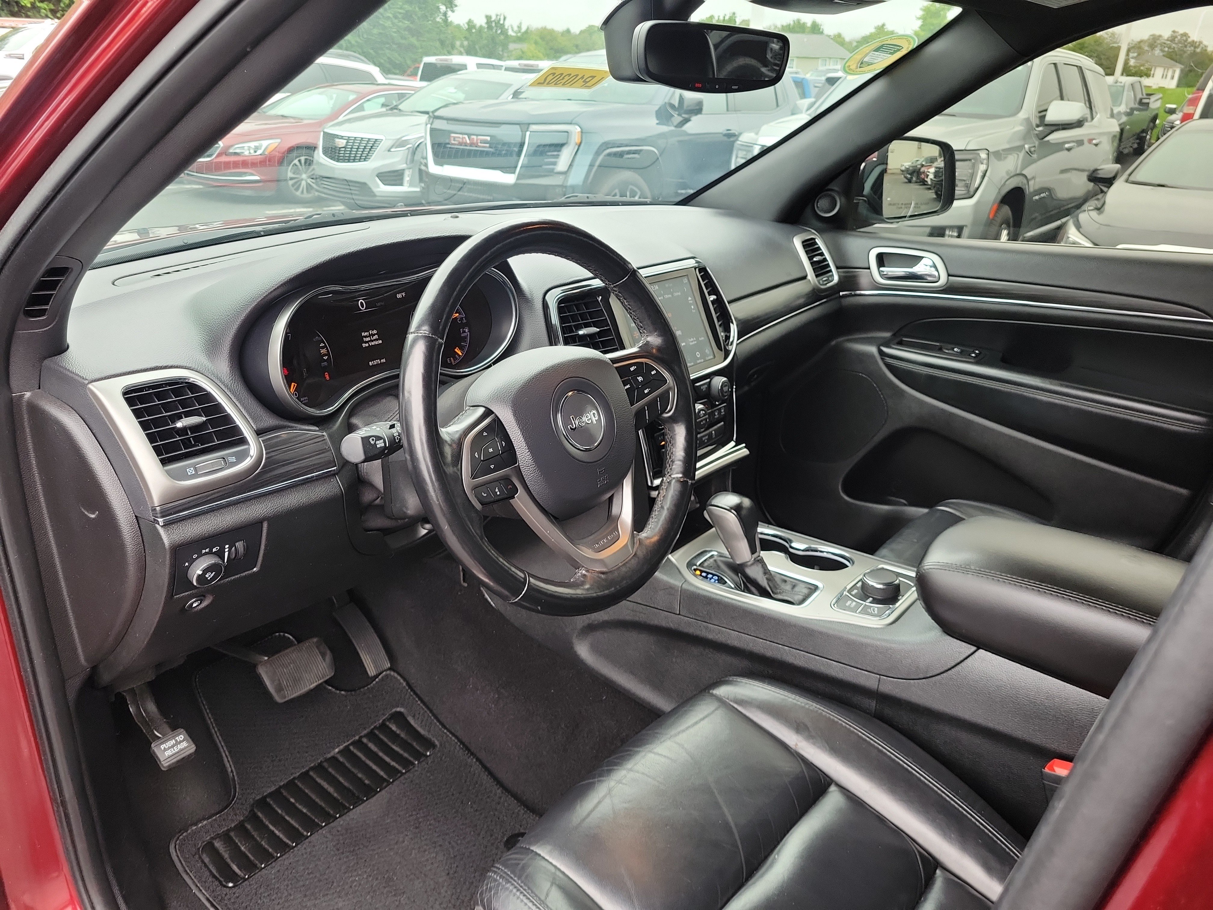 Used 2021 Jeep Grand Cherokee Limited AWD/4WD image 18
