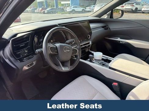Used 2024 Lexus RX 350 Premium Plus w/ Convenience Package FWD image 4