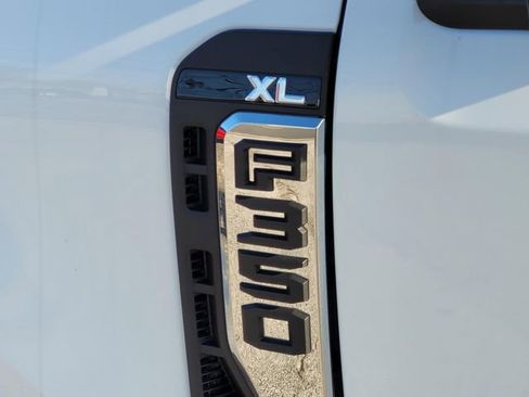 New 2026 Ford F350 XL w/ XL Chrome Package AWD/4WD image 6
