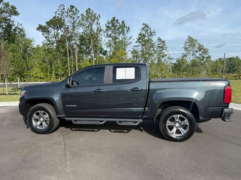 Used 2018 Chevrolet Colorado Z71 RWD image 2