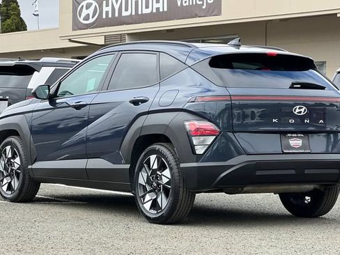 Used 2024 Hyundai Kona SEL FWD image 8