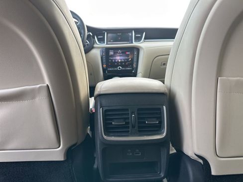 Used 2022 INFINITI QX50 Essential image 13