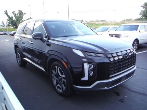 Used 2023 Hyundai Palisade Limited AWD/4WD image 6