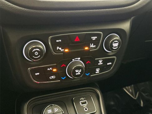 Used 2021 Jeep Compass Trailhawk AWD/4WD image 24