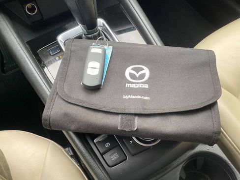 Used 2019 MAZDA CX-5 Touring FWD image 17
