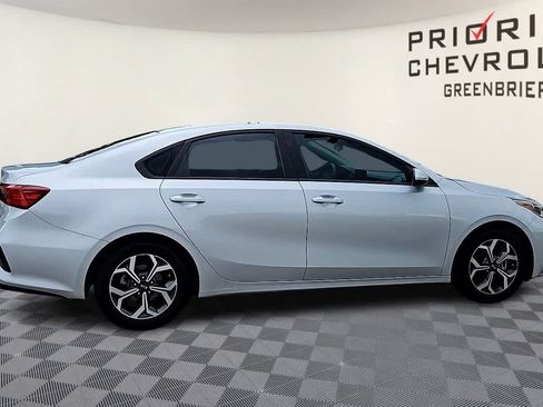 Used 2020 Kia Forte LXS FWD image 9