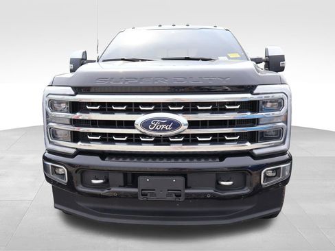 Used 2024 Ford F350 Platinum AWD/4WD image 4