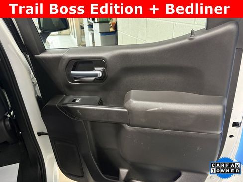 Used 2022 Chevrolet Silverado 1500 Custom Trail Boss w/ Safety Confidence Package image 18
