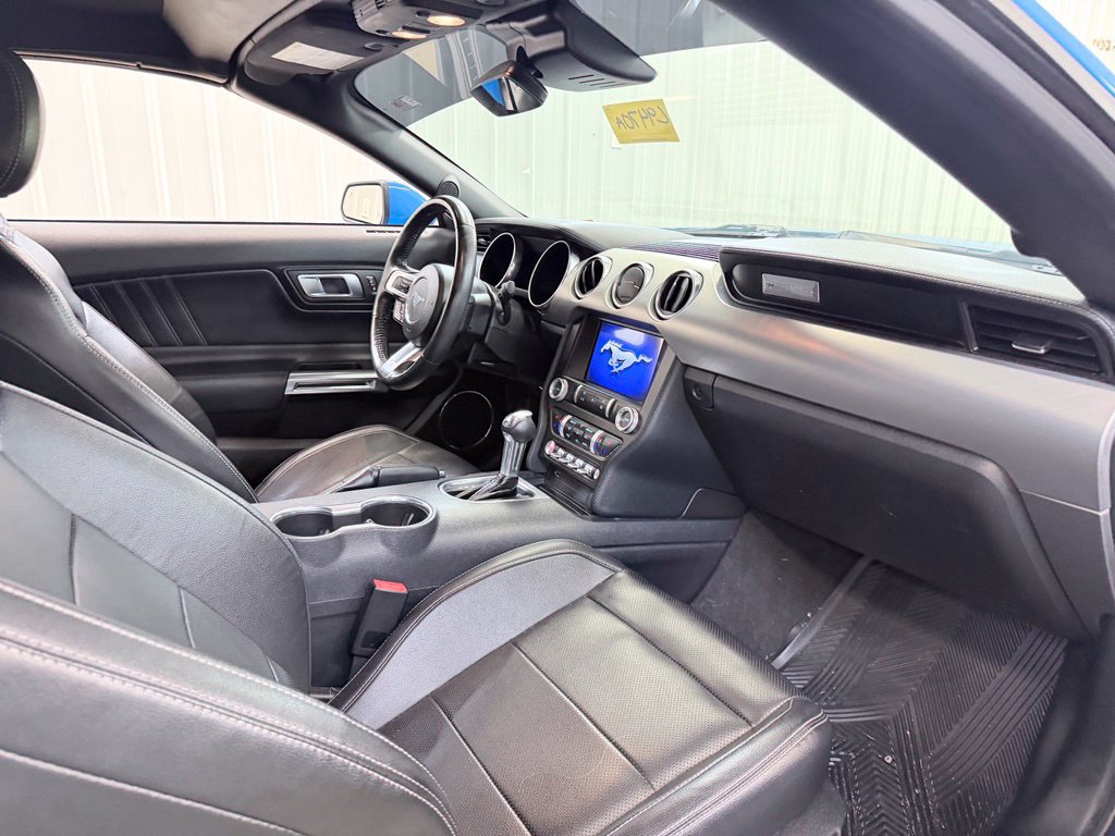 Used 2022 Ford Mustang Premium RWD image 28