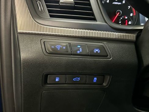 Used 2019 Hyundai Sonata Limited FWD image 22