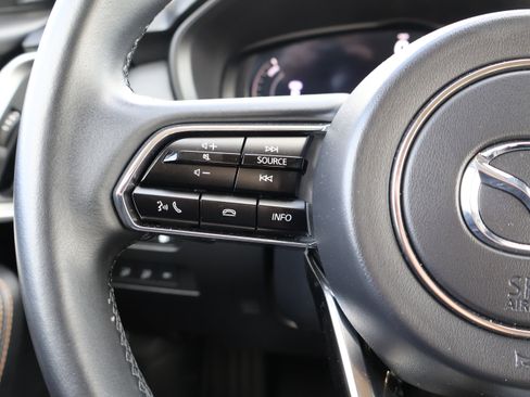 Certified 2025 MAZDA CX-70 Plug-In Hybrid w/ Premium Pkg image 36