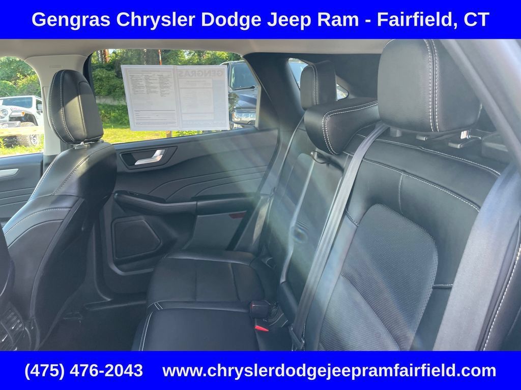 Used 2021 Ford Escape SEL w/ Technology Package AWD/4WD image 43